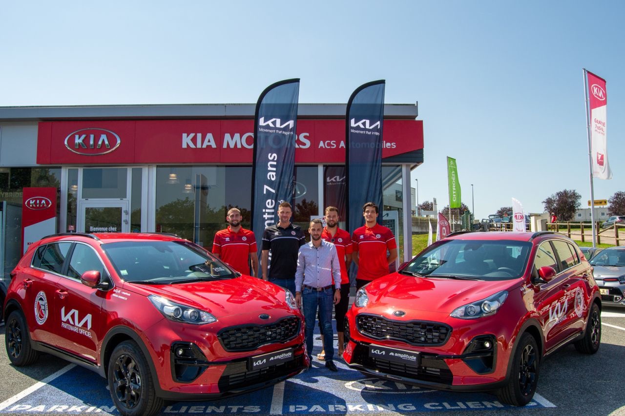 SUV Kia Sportage Black Edition aux couleurs du club Chaumont Volley 52